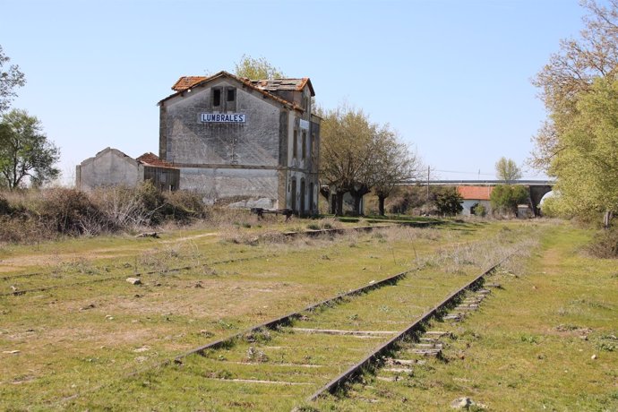 Línea férrea Arribes-Duero