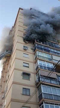 Muere un hombre en el incendio de una vivienda en Málaga capital