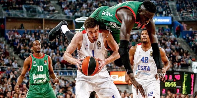 De Colo en el Baskonia - CSKA Moscú