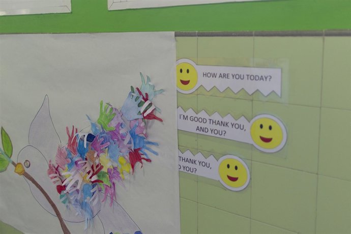 Colegio bilingüe, escuela, aula, primaria, infantil, clase, niño, niña, niños