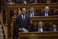 Hernando (PSOE) dice que le "repugna" que Podemos coloque a Felipe González al lado de Bárcenas y Rato en su 'Tramabús'