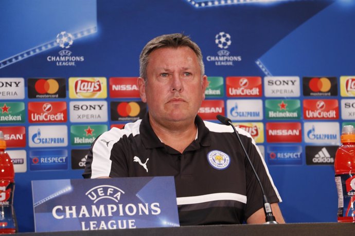  El Entrenador Del Leicester FC Craig Shakespeare