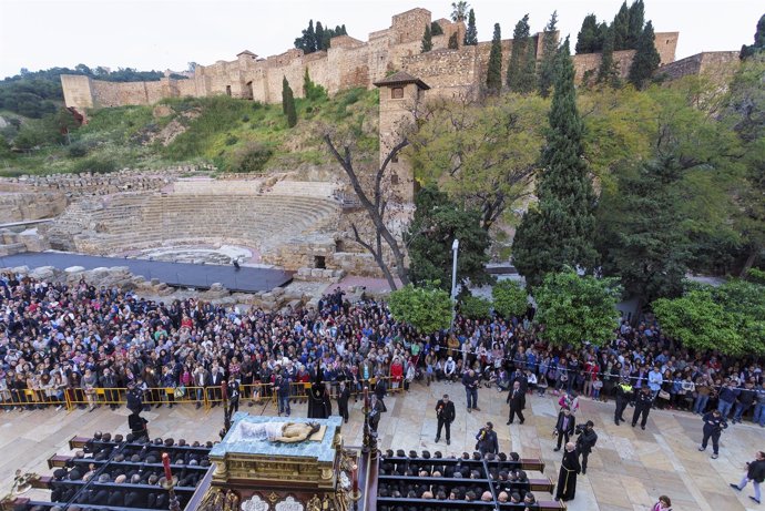 Trono sepulcro málaga turismo alcazaba turistas viajeros teatro romano Santa Sem