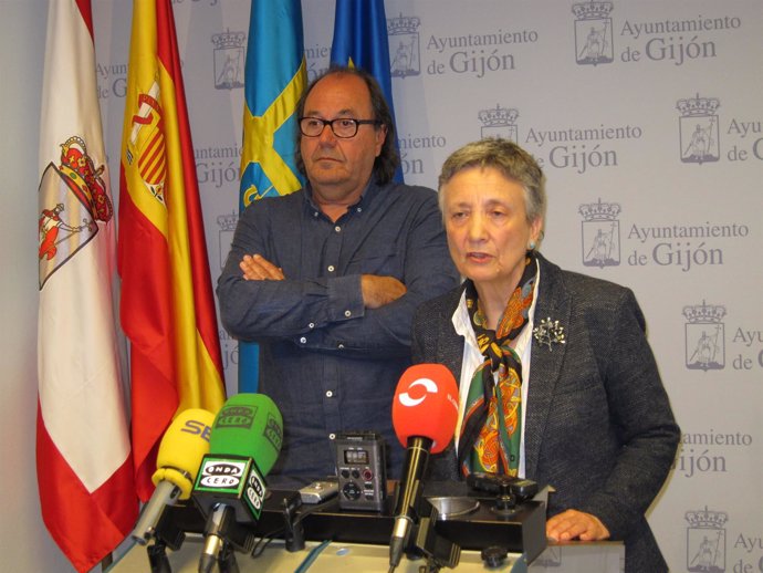  Suárez Y Ortega En Rueda De Prensa. 
