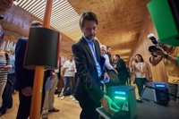 'tenmás', una nueva tarjeta de pago 'sin contacto' para el transporte público de Tenerife