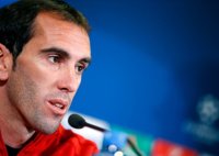 Godín: "Tenemos la mente fría y el corazón caliente"