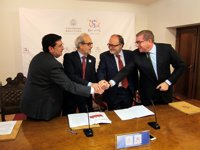 Una veintena de manuscritos medievales recorrerá el origen de la universidad