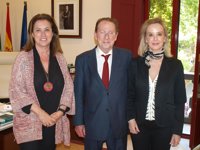 De Llera aborda con la fiscal superior la implantación de la nueva Oficina Fiscal