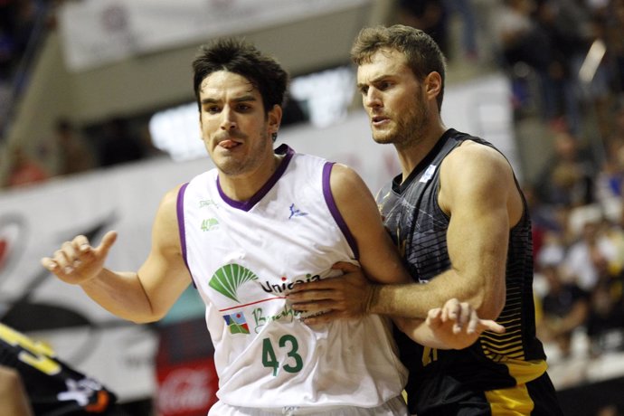 Carlos Suarez Iberostar Tenerife contra Unicaja 