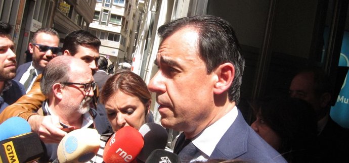 Fernando Martínez-Maillo a la sortida del PP Múrcia         