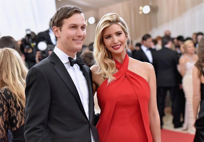 Ivanka trump y su marido en la GALA MET 2016
