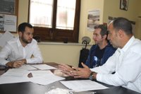 Rojas (IU) reclama a Espadas que se siente "de una vez" con los bomberos y atienda sus reivindicaciones