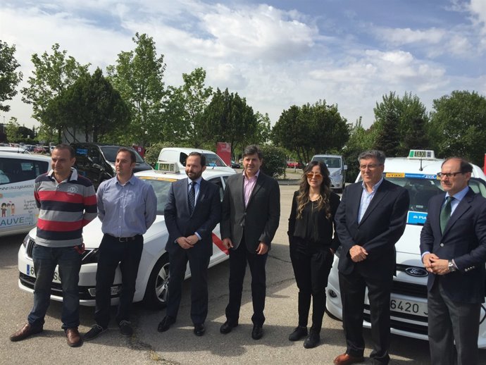 Nota, Foto Y Audio: La Comunidad De Madrid Aumenta A 8.000 Euros Las Ayudas Para