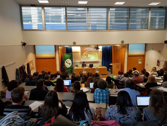 Conferencia de Francisco Idareta en Zaragoza