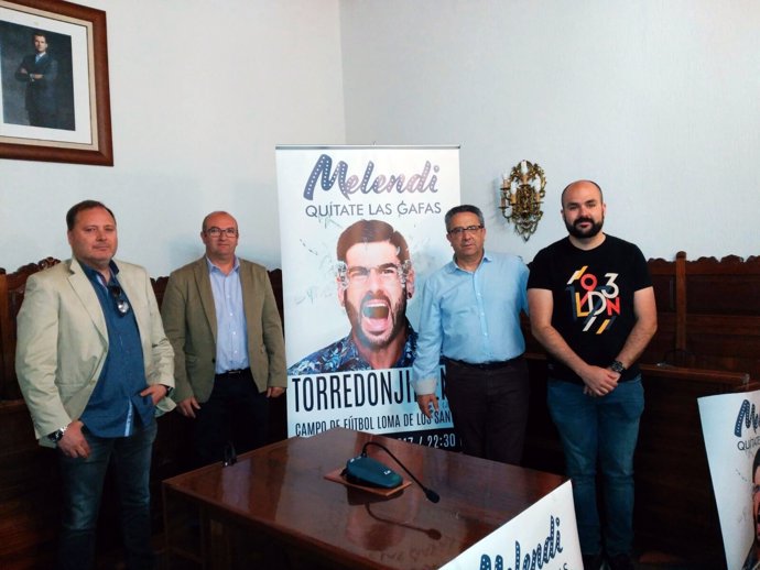 Presentación del concierto que Melendi ofrecerá en Torredonjimeno.