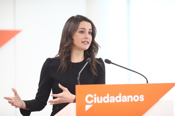 Roda de premsa d'Inés Arrimadas a la seu de Ciutadans