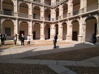 Eduardo Mendoza antes de recibir el Cervantes: "Todavía no he reaccionado al premio, y ya para lo que queda..."