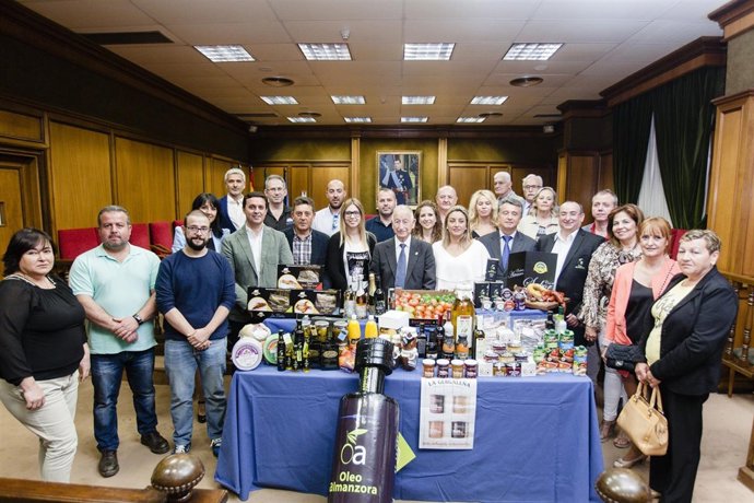 Un total de 34 empresas estarán con 'Sabores Almería' en el Salón de Gourmets.