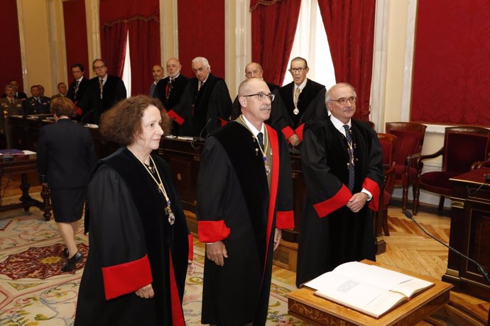 El general Alejandre tomando posesión como miebro del Consejo de Estado