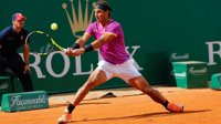 Nadal se pasea ante un ausente Zverev y alcanza los cuartos
