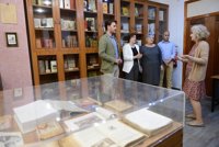 La Junta homenajea al Quijote más universal con un recorrido por el legado del Aula Cervantina de Órgiva