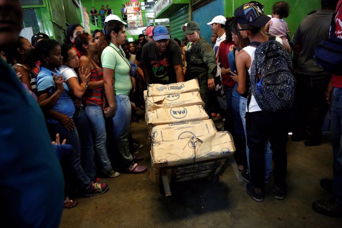 Comida, colas, alimentos, Venezuela