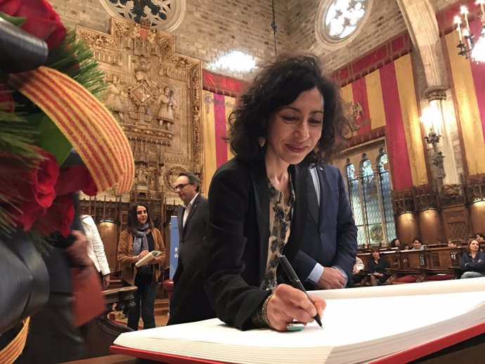 La escritora Yasmina Reza en el Pregón de Sant Jordi de Barcelona