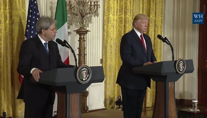 Paolo Gentiloni (Italia) y Donald Trump (EEUU)
