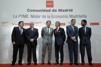 Arturo Fernández reniega de su cercanía con González y destaca que Aguirre fue "una magnífica presidenta"