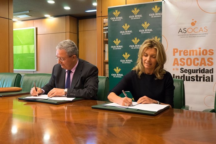 Firma acuerdo entre Caja Rural Asturias y Asocas