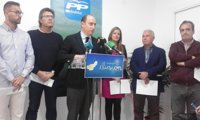 El precandidato Juan García Montero pide suspender el congreso del PP de Granada por irregularidades