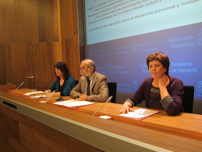 Mª José Pérez Jarauta, Fernando Domínguez y Marga Echauri                   