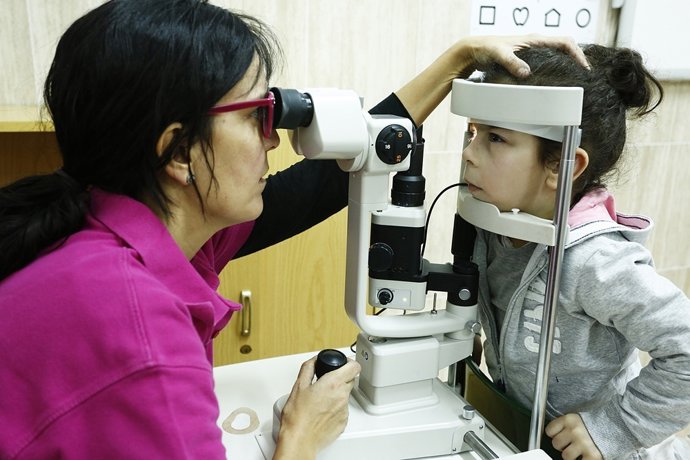 El IMO detecta un 29% de problemas de visión ocultos en niños vulnerables