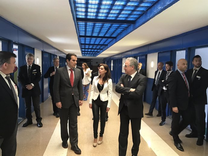 José Antonio Nieto visita el Centro Penitenciario de Córdoba