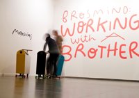 Más de 500 personas pasan por la exposición 'Brosmind'