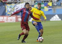 El Levante retrasa el ascenso y el Girona vuelve a perder en Montilivi