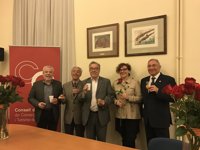 Libreros, panaderos y floristas reivindican fiesta y comercio de proximidad