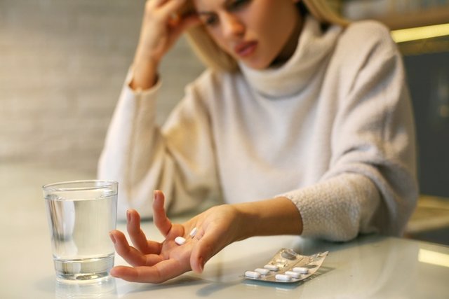 Pastillas, medicamentos, fármacos, dolor, enferma