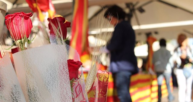 Rosas y libros en Sant Jordi