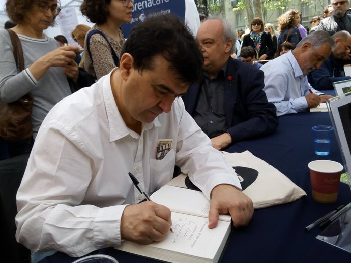 El escritor Javier Cercas