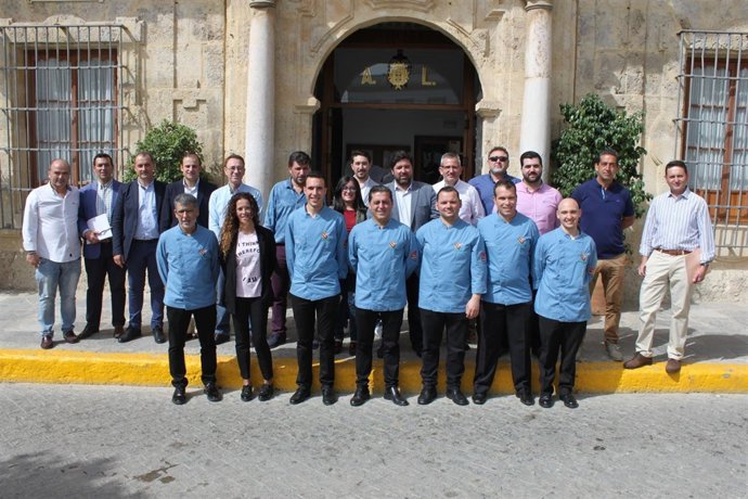 Concurso de cortadores de jamón en Lora del Río (Sevilla)