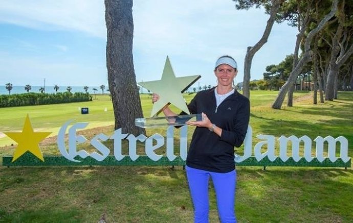 La inglesa Parker conquista el Estrella Damm Mediterranean Ladies Open