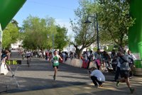 Jesús Gómez y Lola Chiclana se imponen en la sexta prueba del Premio de Carreras Populares