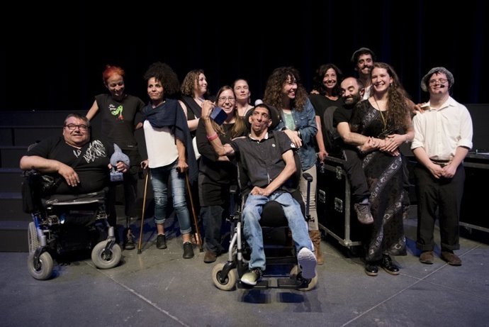 Ganadores  Primer Certamen Coreográfico Escena Mobile