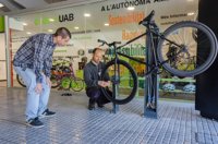 La UAB crea un servicio para fomentar el uso de la bicicleta entre los universitarios