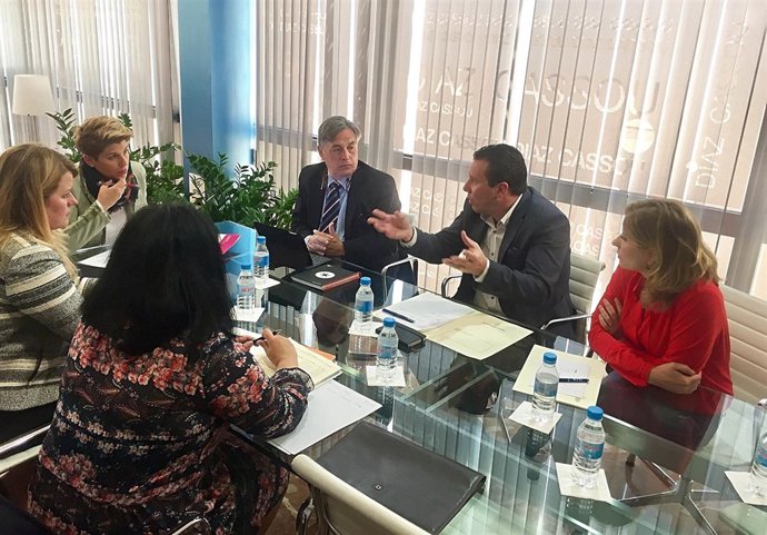 Arroyo y Albadalejo junto a alcaldes