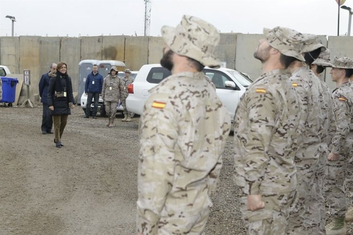 María Dolores de Cospedal en Irak