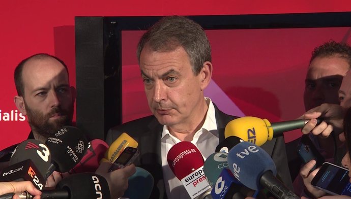 Zapatero ve "prejuicios" en Cataluña hacia Susana Díaz 