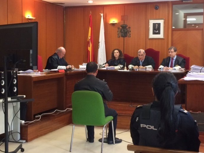 Juicio por tráfico de cocaína