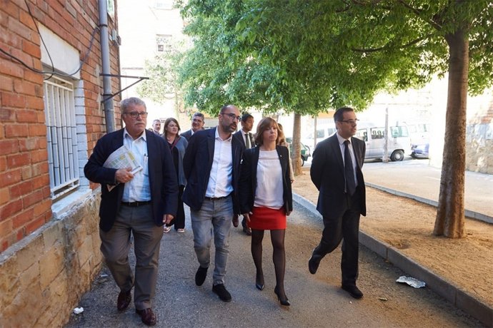 La consellera M.Borràs i el t.Alcalde de Terrassa M.Armengol a Terrassa 